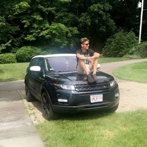 Meet your Posher, Gabriel